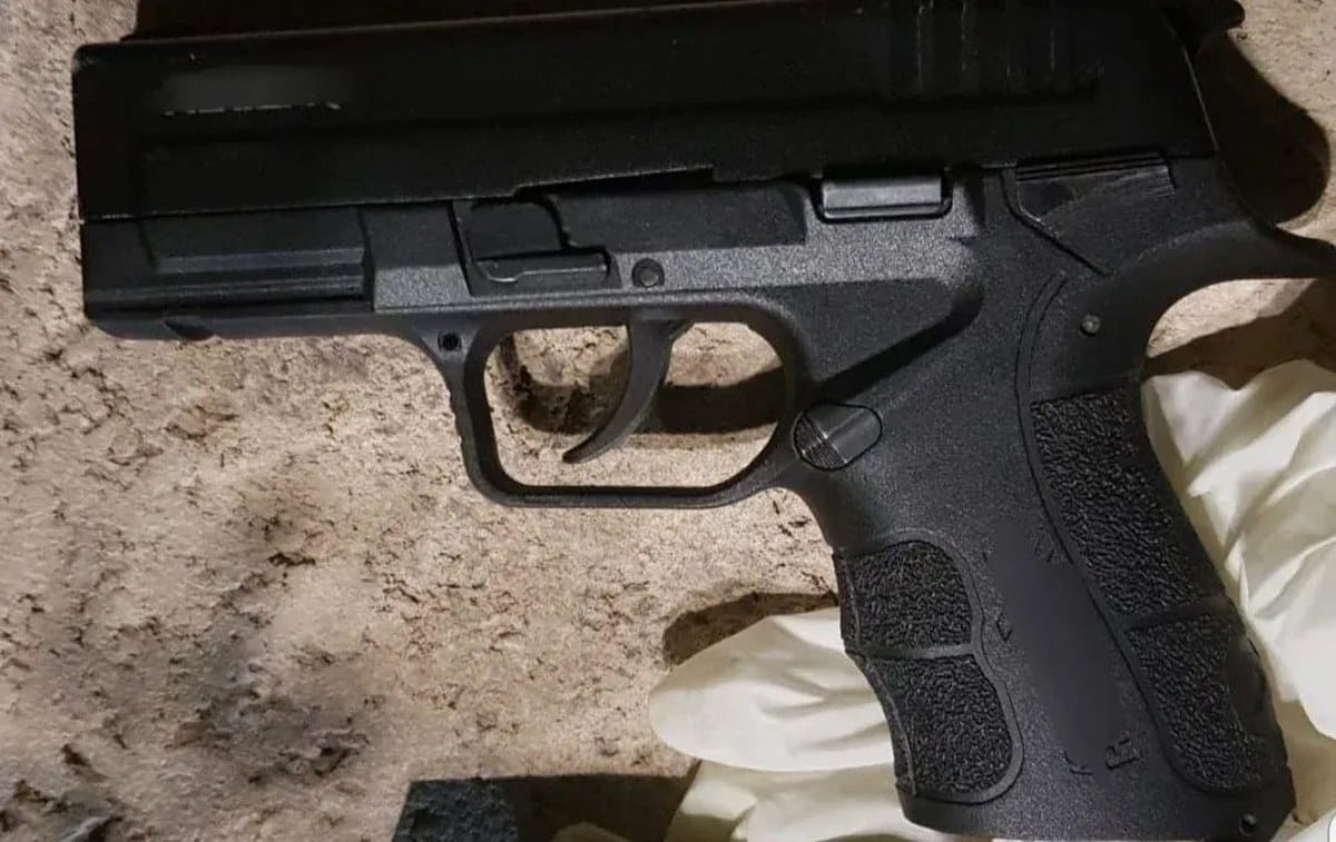 שוטרי חדרה עצרו קטינים חשודים באיום ברצח עם סכינים ונשק