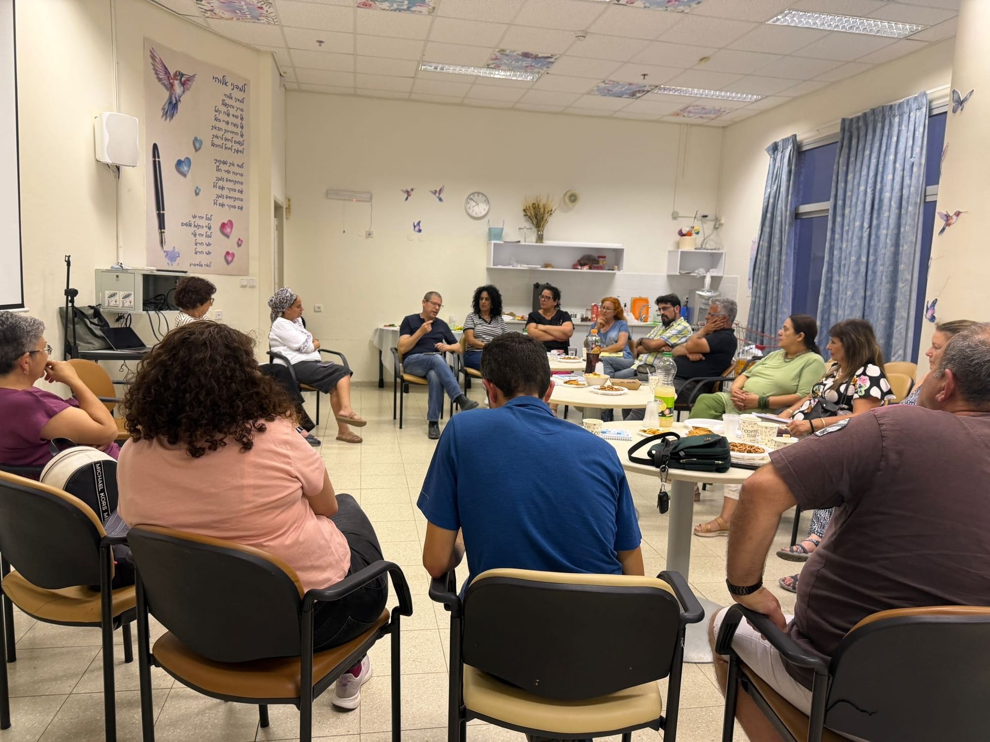 תושבי בית אליעזר נפגשו עם מהנדס העיר לדיון בפיתוח השכונה