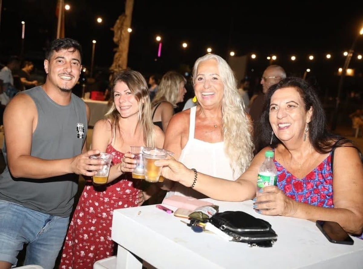 עיריית חדרה קיימה ערב מוזיקה יוונית בטיילת חוף אולגה