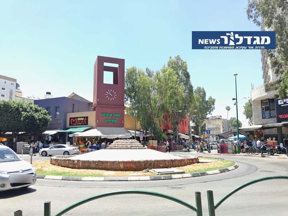 סוחר ותיק מחדרה תובע את העירייה על זכויות בדוכן בשוק